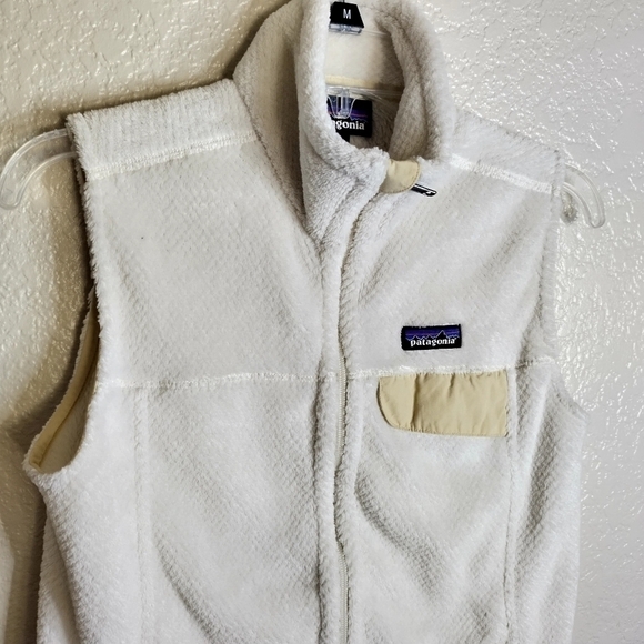 Patagonia Re-Tool Full Zip Fleece Vest Fuzzy White Ivory Polartec sz M - Picture 2 of 5